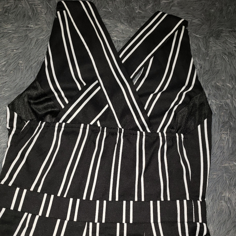 Romper - Picture 2 of 2